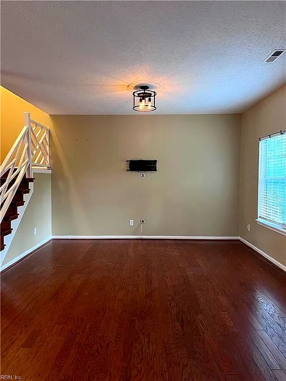 820 Willow PL, NEWPORT NEWS VA 23602 - Photo 5