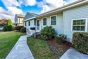 1821 Dominion AVE, NORFOLK VA 23518 - Photo 4
