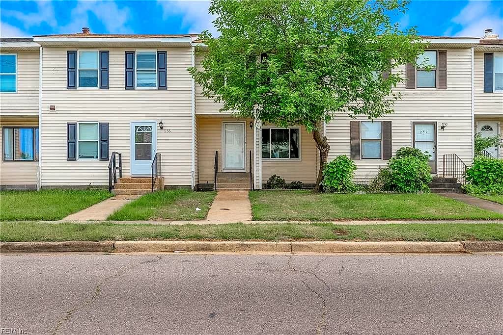 253 Greenbrier AVE, NORFOLK VA 23505 - Main photo