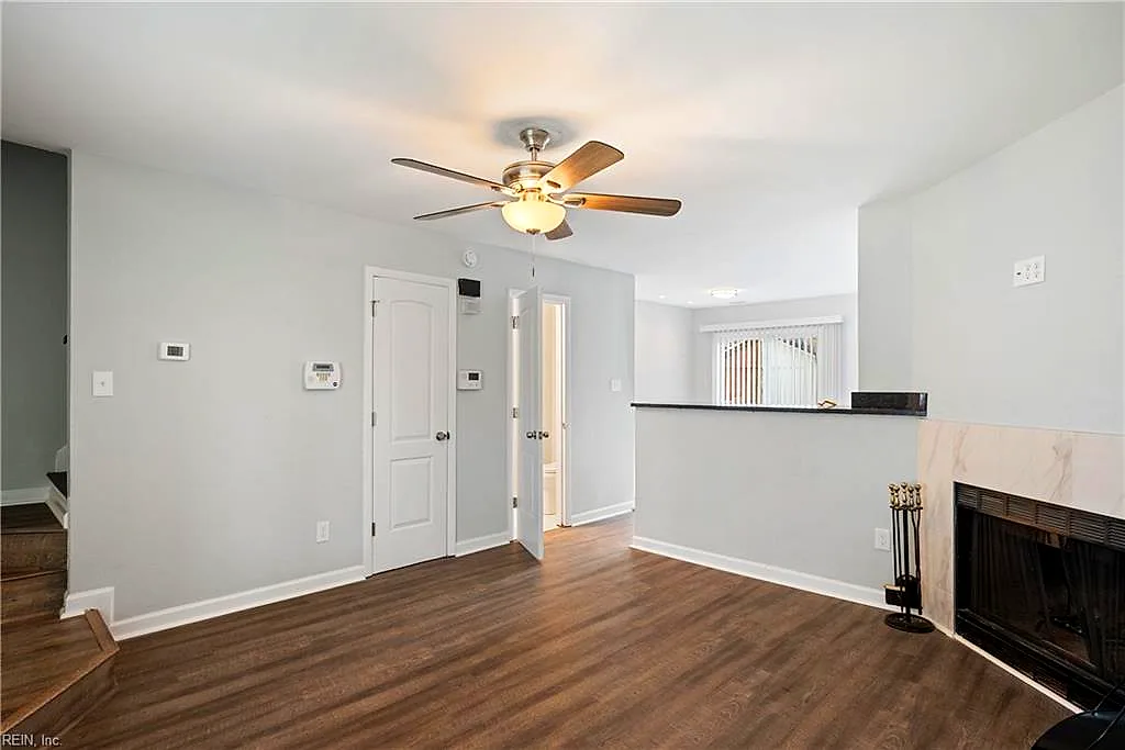 253 Greenbrier AVE, NORFOLK VA 23505 - Photo 4