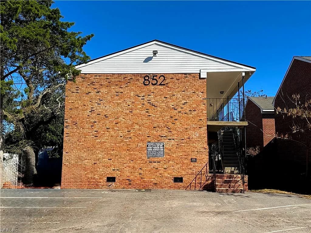 852 W Little Bay AVE #6, NORFOLK VA 23503 - Photo 2