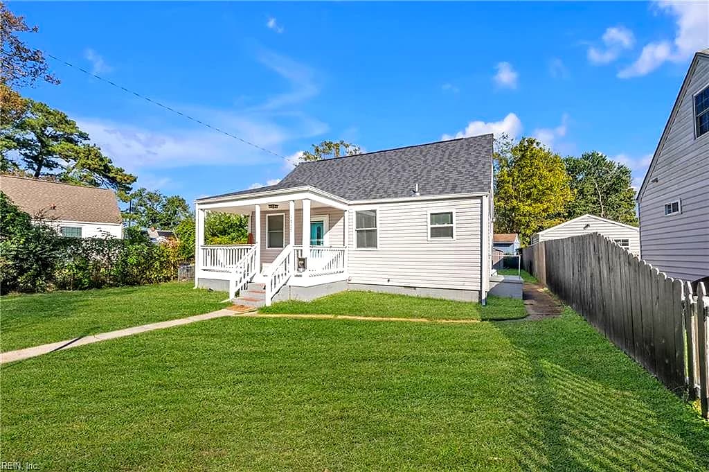 1907 Halifax AVE, PORTSMOUTH VA 23707 - Photo 3