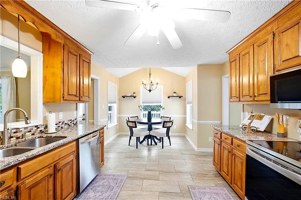 7346 Joseph Lewis RD, HAYES VA 23072 - Photo 5