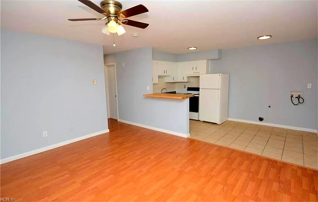 850 W 36th ST #B, NORFOLK VA 23508 - Photo 3
