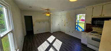 1201 Wolf Trap RD, YORKTOWN VA 23692 thumb 4