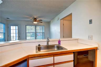 5257 Heathglen CIR, VIRGINIA BEACH VA 23456 thumb 12