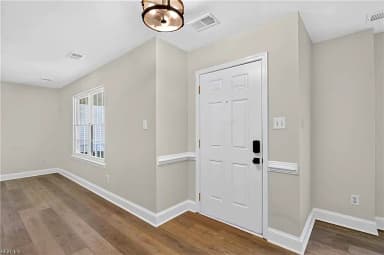 2425 Annie CIR, CHESAPEAKE VA 23323 thumb 6