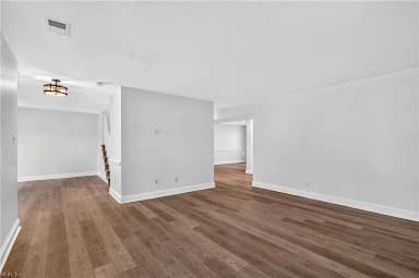 2425 Annie CIR, CHESAPEAKE VA 23323 thumb 9