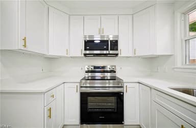 537 Hallmark DR, NEWPORT NEWS VA 23606 thumb 8