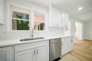 537 Hallmark DR, NEWPORT NEWS VA 23606 thumb 10