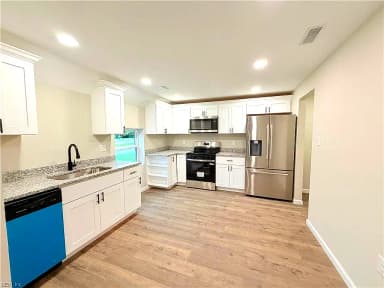 51 N Mary Peake BLVD, HAMPTON VA 23666 thumb 3