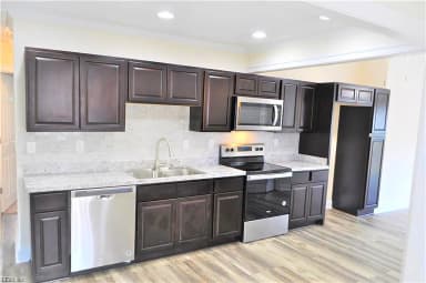 8213 Kathy CT, NORFOLK VA 23518 thumb 8