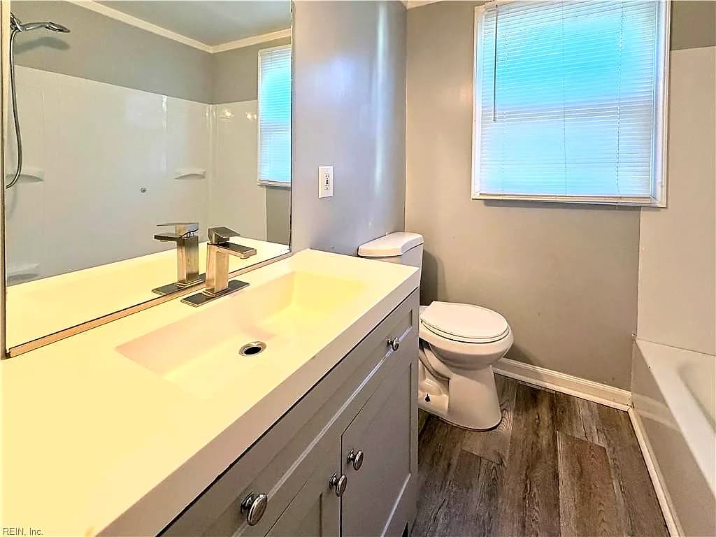 2619 Ruffin WAY, NORFOLK VA 23504 - Photo 3