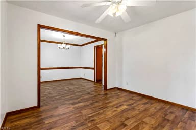 461 Gloria DR, CHESAPEAKE VA 23322 thumb 6
