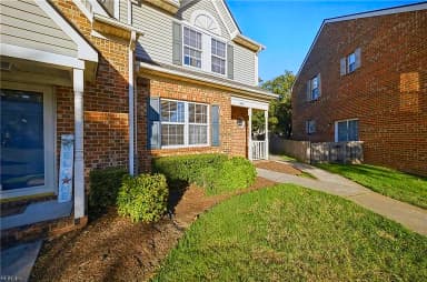 612 W Lake CIR #53, CHESAPEAKE VA 23322 thumb 3