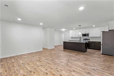 24 Lee AVE, POQUOSON VA 23662 thumb 8