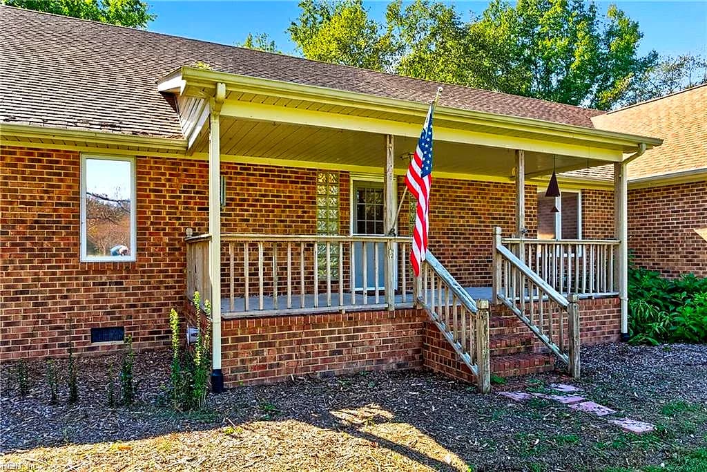25092 Tyler DR, WINDSOR VA 23487 - Photo 5