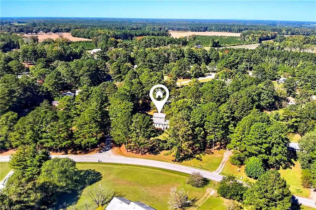 20175 Cherry Grove RD N, SMITHFIELD VA 23430 - Photo 4