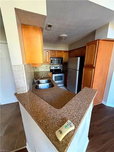 744 Rock Crest CT #304, NEWPORT NEWS VA 23602 thumb 3