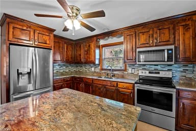600 North AVE, NEWPORT NEWS VA 23601 thumb 6