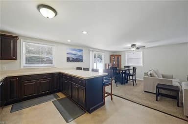 1905 Zinzer RD, HAMPTON VA 23663 thumb 9