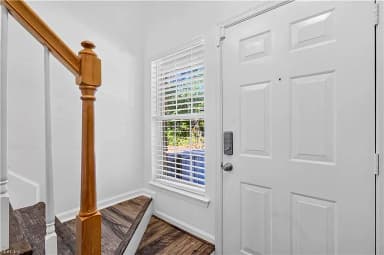 322 Gainsborough SQ, CHESAPEAKE VA 23320 thumb 4