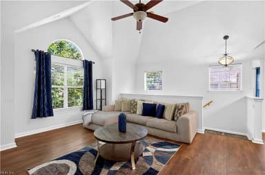 322 Gainsborough SQ, CHESAPEAKE VA 23320 thumb 6