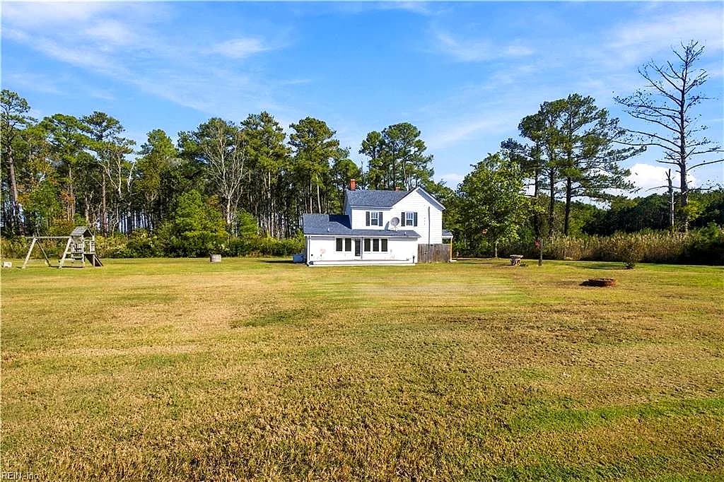 196 Sandy RD, DIGGS VA 23045 - Photo 3