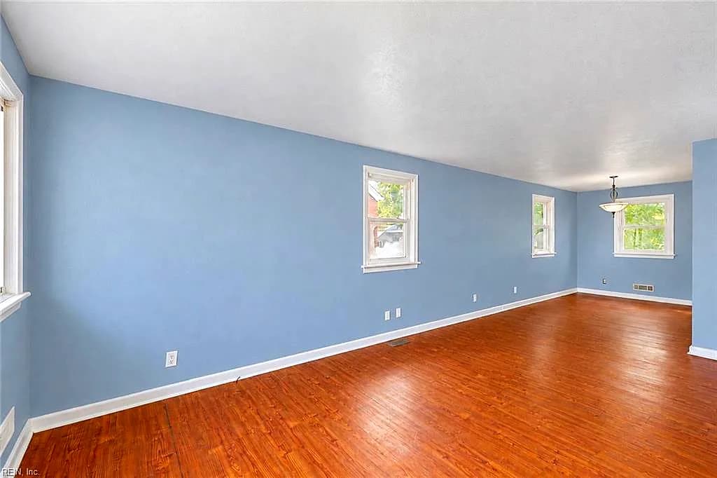 1367 Kingston AVE, NORFOLK VA 23503 - Photo 4