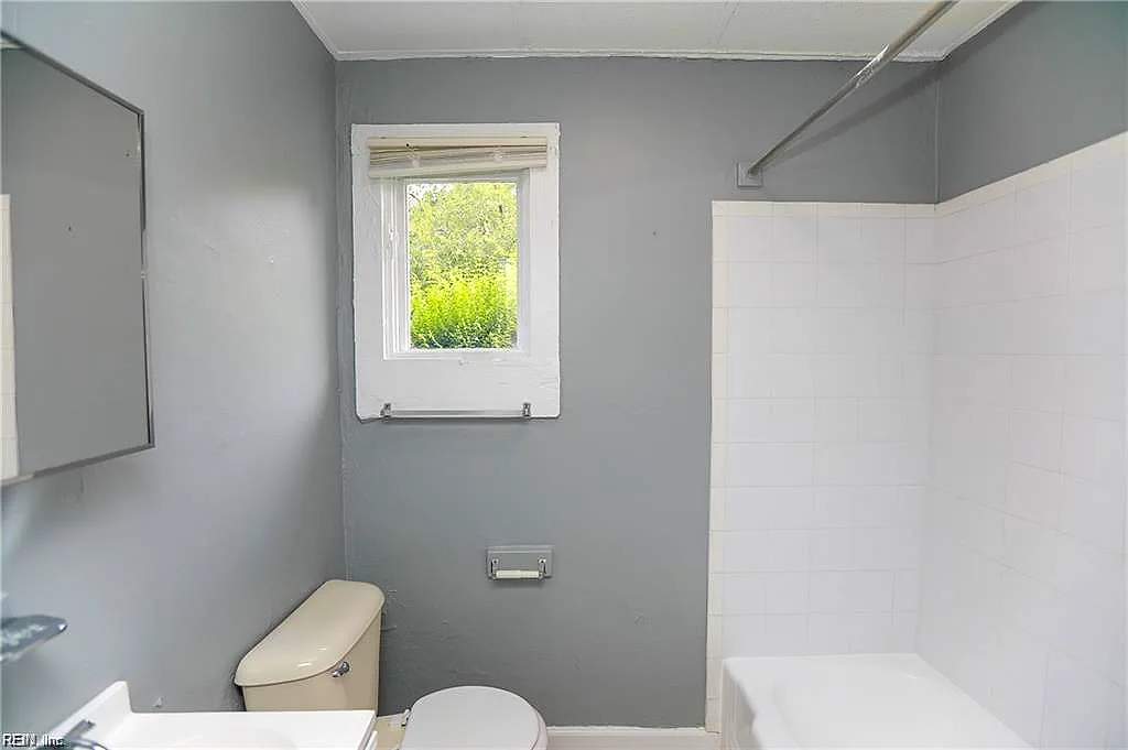 2224 Marshall Avenue AVE, NORFOLK VA 23504 - Photo 5