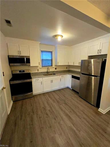 939 S Quail ST, NORFOLK VA 23513 thumb 8