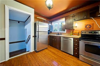 8440 Halprin DR, NORFOLK VA 23518 thumb 9