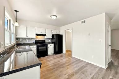 385 Susan Constant DR, NEWPORT NEWS VA 23608 thumb 11