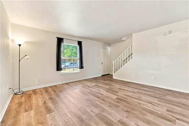 385 Susan Constant DR, NEWPORT NEWS VA 23608 thumb 6