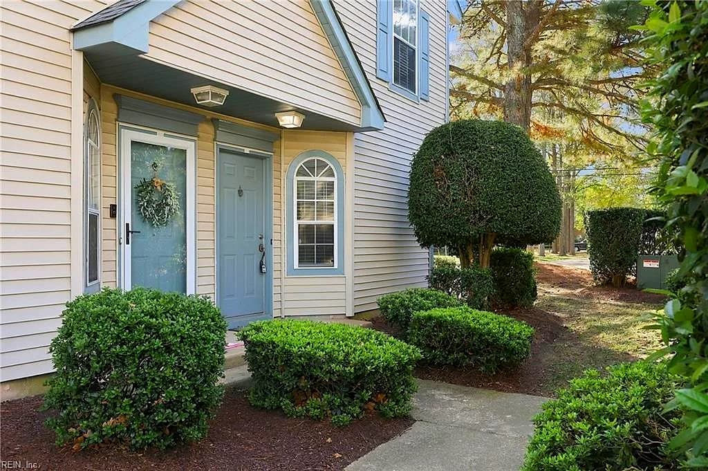 5013 Bardith CIR, VIRGINIA BEACH VA 23455 - Main photo