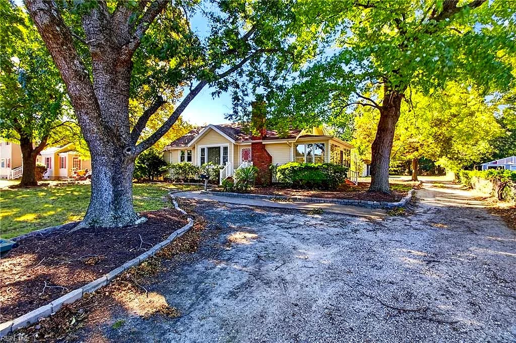 1607 N Armistead AVE, HAMPTON VA 23666 - Photo 3
