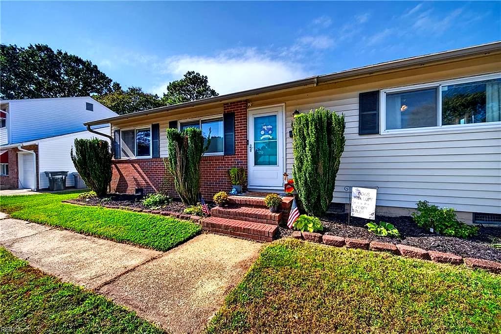 803 Lemaster AVE, HAMPTON VA 23669 - Main photo