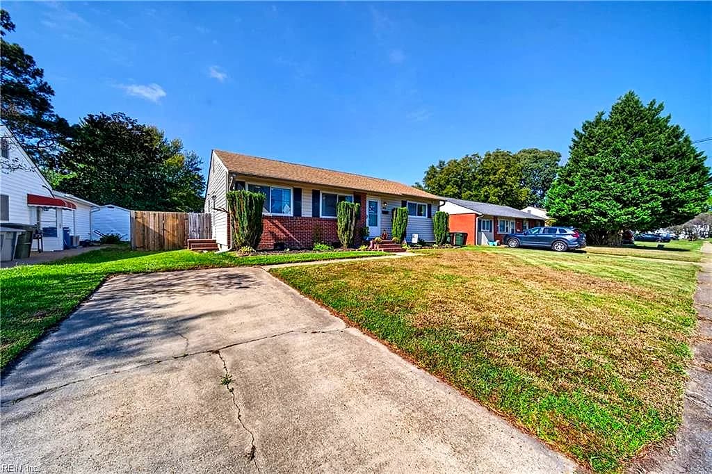803 Lemaster AVE, HAMPTON VA 23669 - Photo 4
