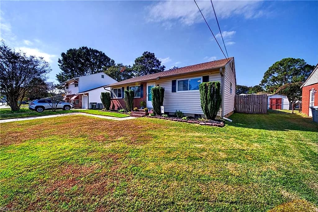 803 Lemaster AVE, HAMPTON VA 23669 - Photo 5