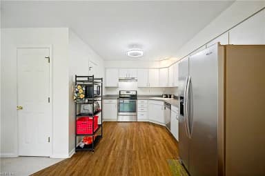 577 Seahorse RN, CHESAPEAKE VA 23320 thumb 10