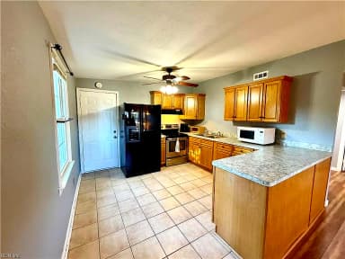 2610 Cayce CT, CHESAPEAKE VA 23324 thumb 6