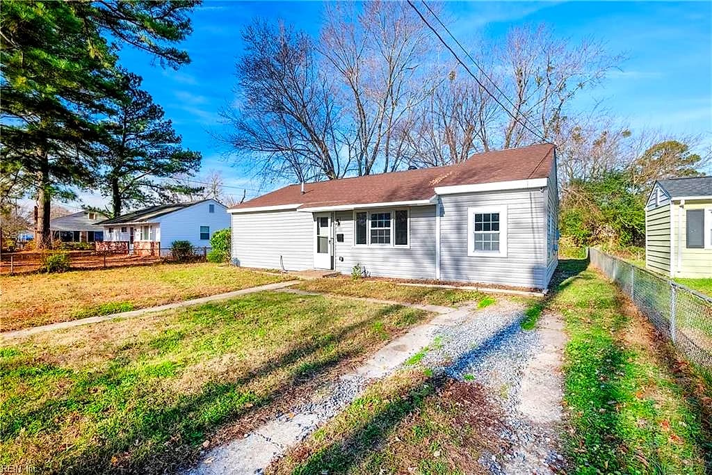 1915 Kensington DR, HAMPTON VA 23663 - Photo 4