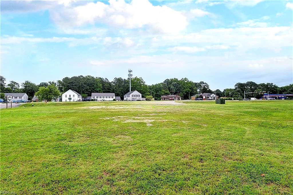 4033 + George Washington Memorial HWY, YORKTOWN VA 23692 - Main photo