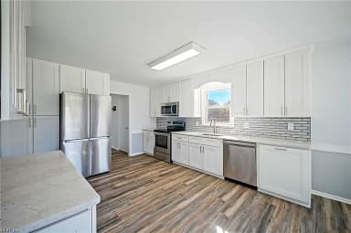 700 Gladesdale DR, CHESAPEAKE VA 23322 thumb 11