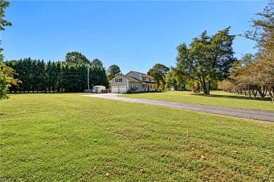 1000 Lakeside DR, YORKTOWN VA 23692 thumb 3