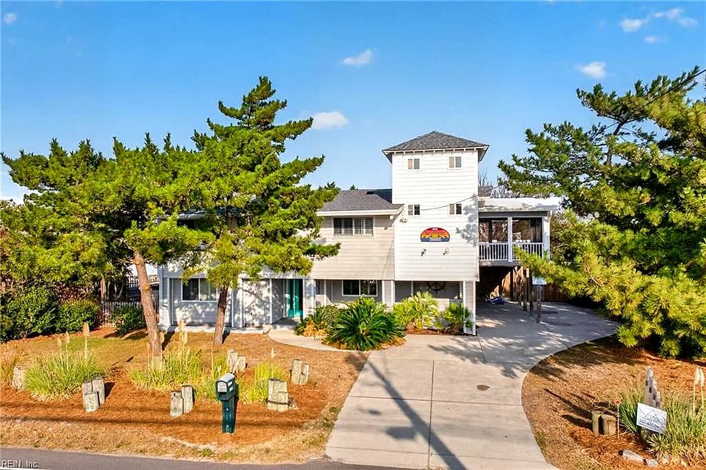 3052 Sandpiper RD, VIRGINIA BEACH VA 23456 - Main photo