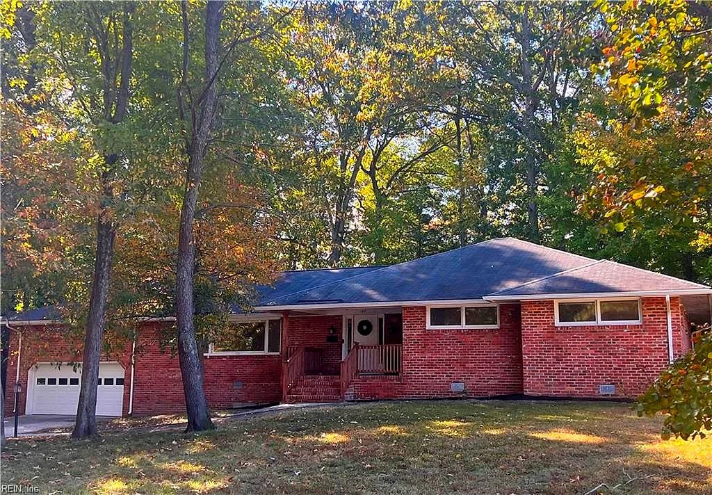 107 Mckinley DR, NEWPORT NEWS VA 23608 - Main photo