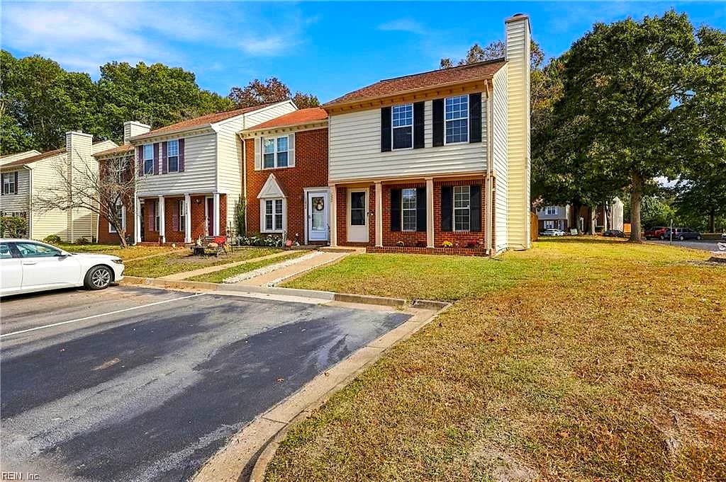 1020 Still Harbor CIR, CHESAPEAKE VA 23320 - Photo 3