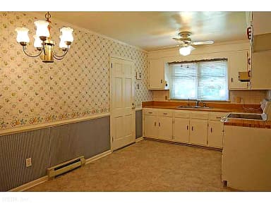 118 Pocahontas Drive, Newport News VA 23602 thumb 10