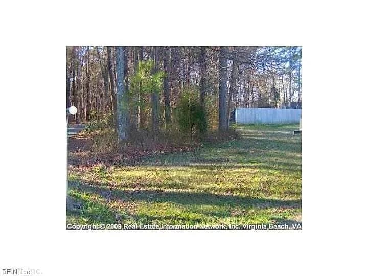 43 Woods Lane, Hampton VA 23666